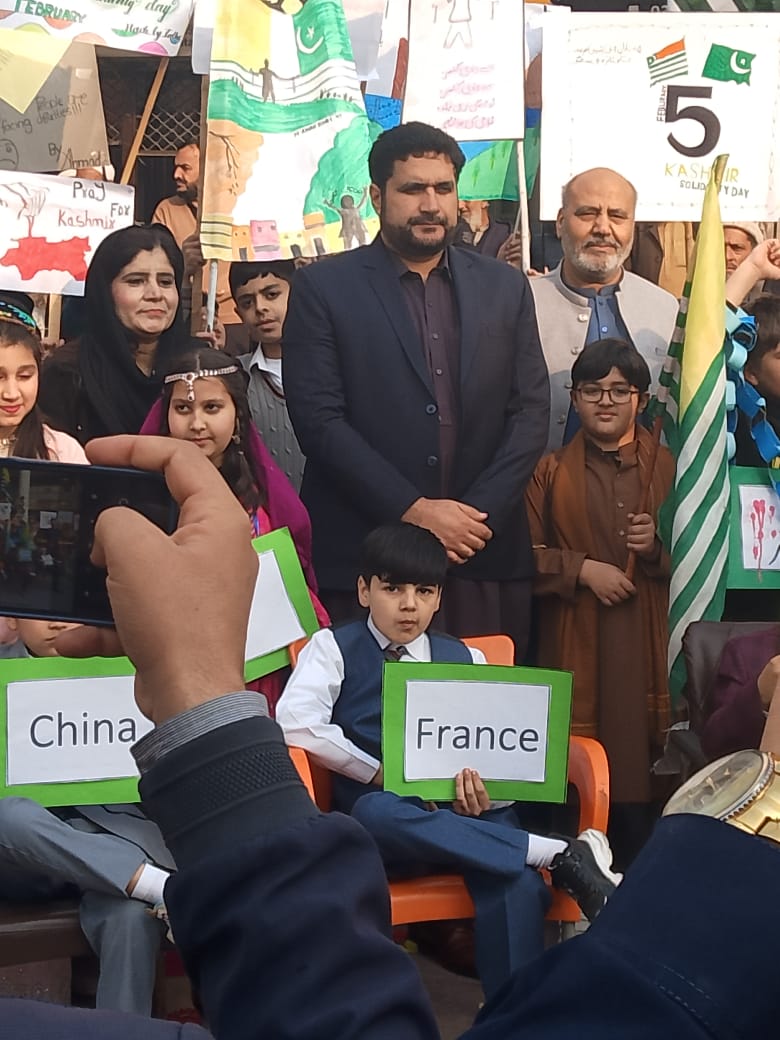 To celebrate Kashmir Solidarity Day and create awareness about the plight of Kashmiris, the Director