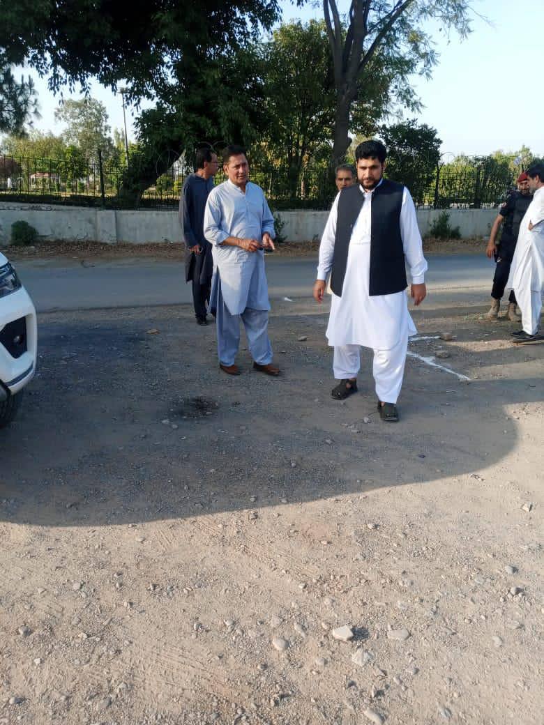 DG & Secretary LGRDD visit to Regi